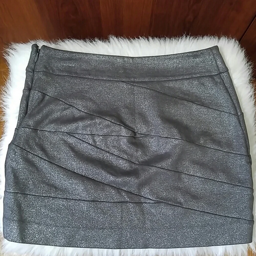 Express silver metallic stretch mini bandage skirt size 0 - Picture 5 of 6